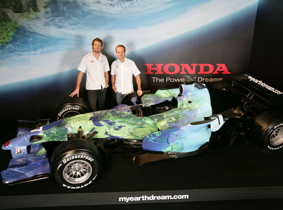 Honda Earth car unveiled at Natural History Museum, London